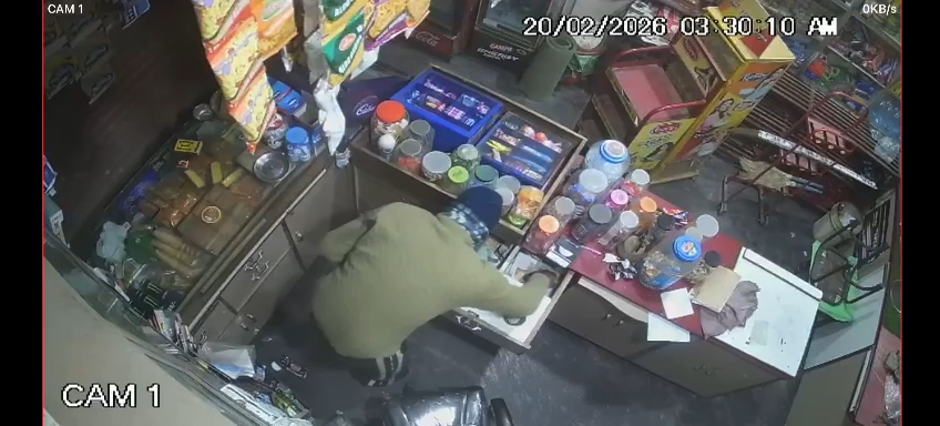जालंधर के अवतार नगर में देर रात जनरल स्टोर में चोरी, CCTV में कैद हुई वारदात