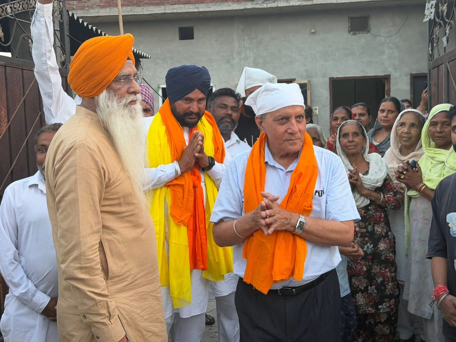 ਜਗਰਾਉਂ ਨਗਰ ਕੌਂਸਲ ਚੋਣਾਂ: ਵਾਰਡ ਨੰਬਰ 14 ਵਿੱਚ ਧਰਮਿੰਦਰ ਸਿੰਘ ਆਸ਼ਾ ਨੂੰ ਮਿਲਿਆ ਭਰਵਾਂ ਸਮਰਥਨ
